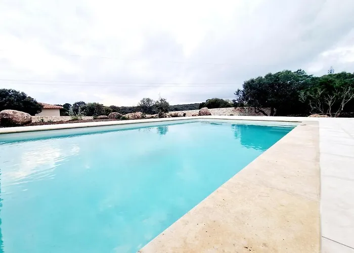 Neuve Piscine Privee Chauffee Вилла