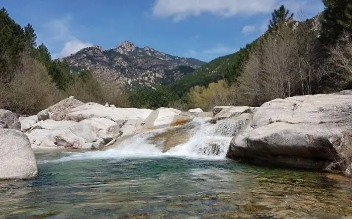 Neuve Piscine Privee Chauffee Vila *