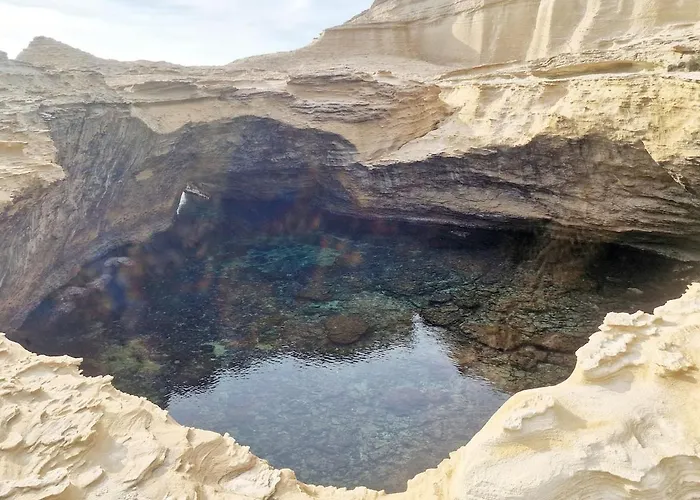 Neuve Piscine Privee Chauffee Вилла Бонифачо