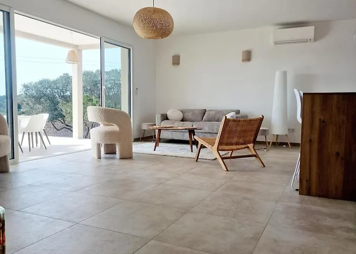 Neuve Piscine Privee Chauffee Bonifacio (Corsica)